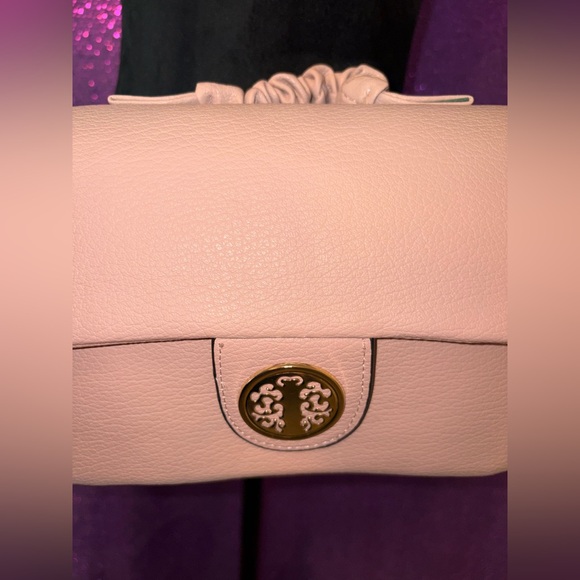 Blush Pink Crossbody Bag Gold Logo  Flap NWT Boutique Style - Picture 7 of 8